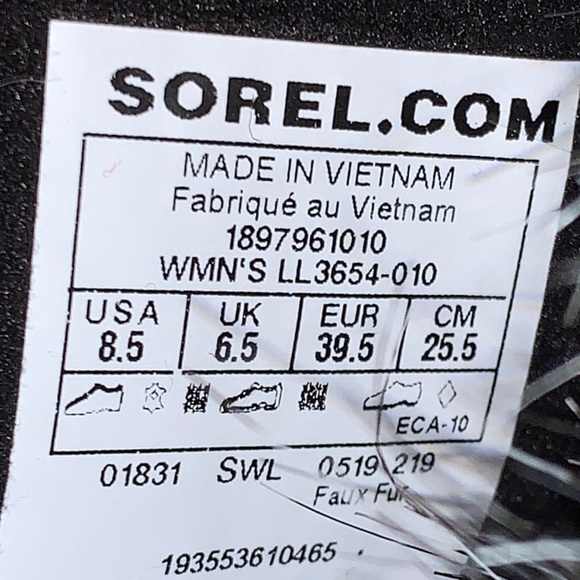 LMT ED 8.5 Joan Of Arctic Black Ostrich Fur Lined Winter Boots (Gold Hardware) - Picture 4 of 16